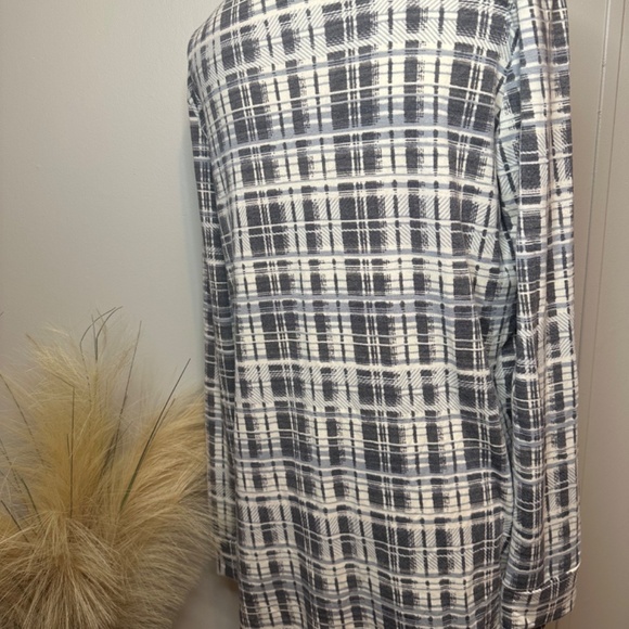 Agnes & Dora Cardigan - Picture 4 of 4